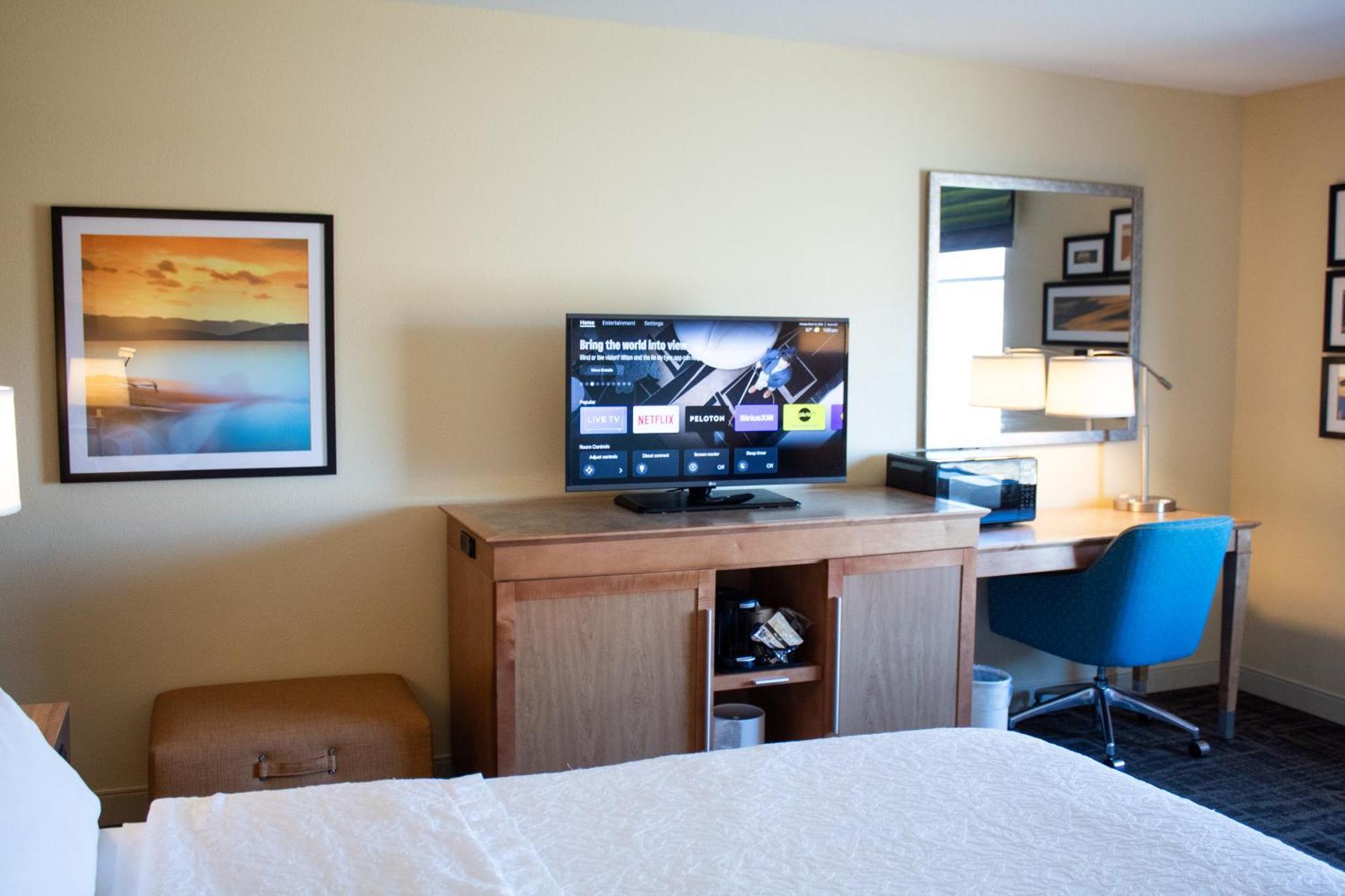 Hampton Inn & Suites Big Rapids, Mi Buitenkant foto