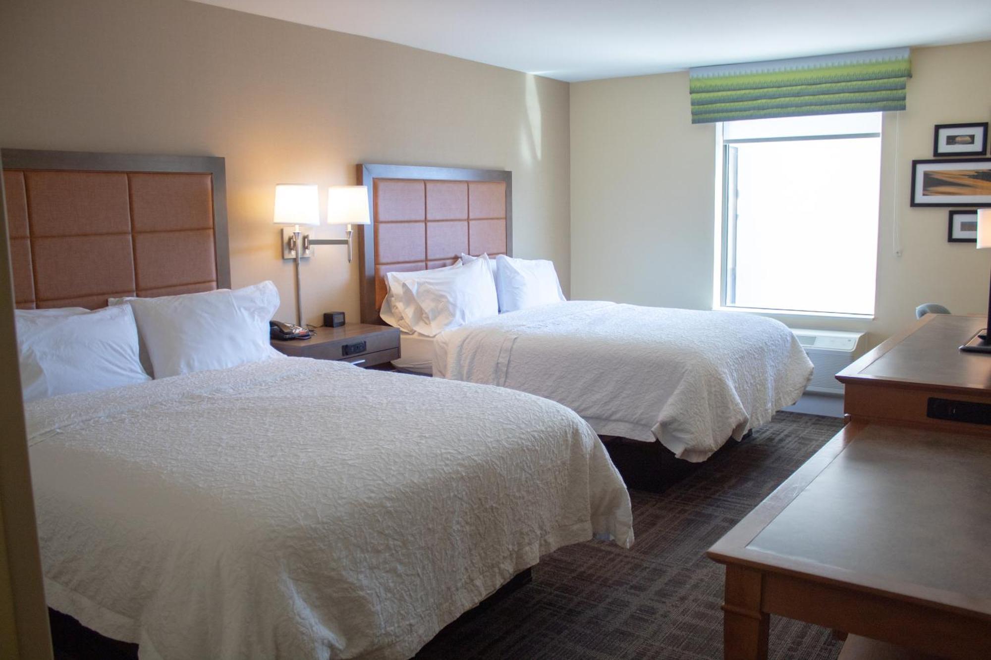 Hampton Inn & Suites Big Rapids, Mi Buitenkant foto